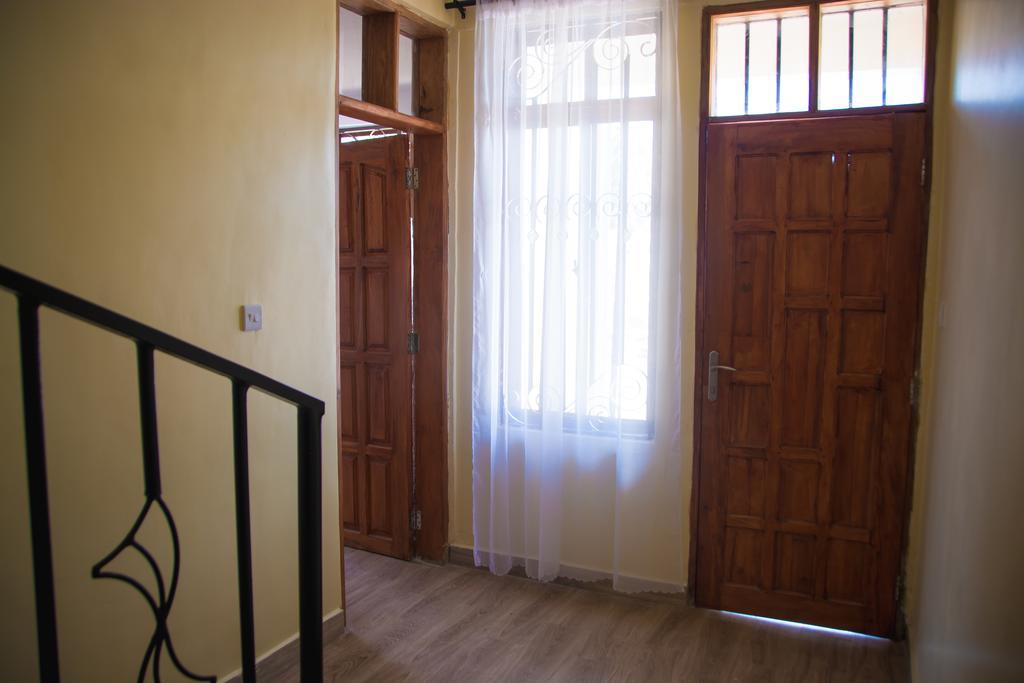 Rayan Apartments & Safaris Аруша Екстер'єр фото